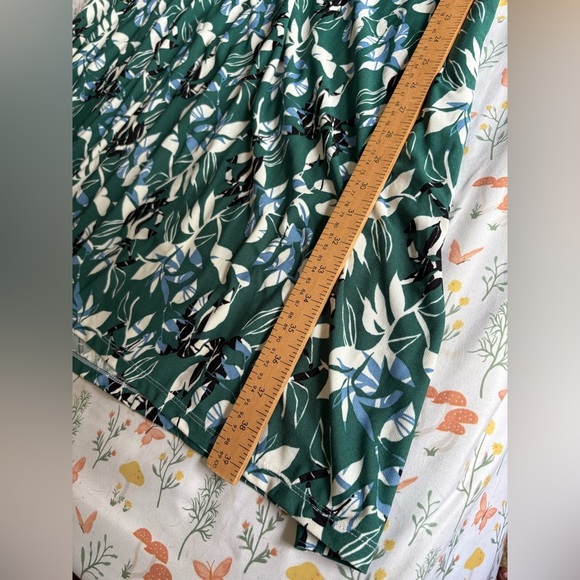 Eloquii NWT maxi dress sleeveless keyhole tie front size 14/16 green - Picture 7 of 9